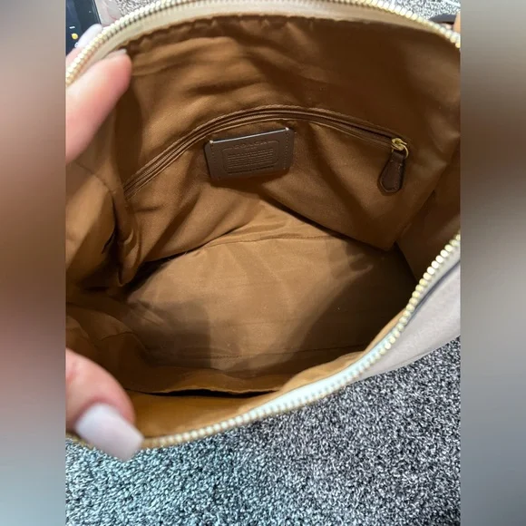 Coach Rori colorblock signature tote - Picture 5 of 16